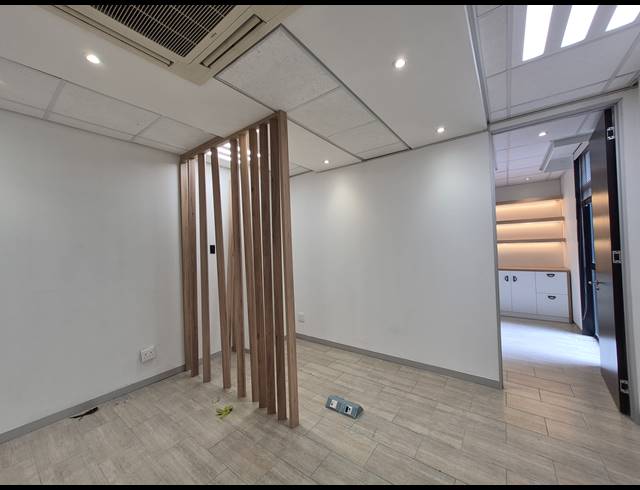 70M² OFFICE TO LET IN ROSEBANK